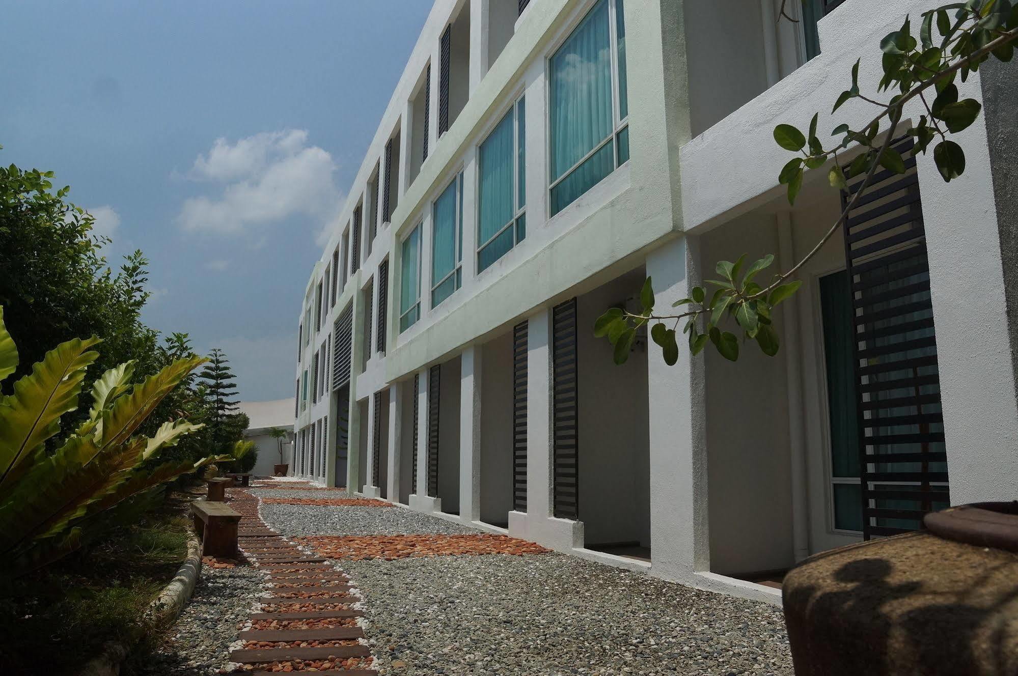 The Explorer Hotel Malacca Exterior photo